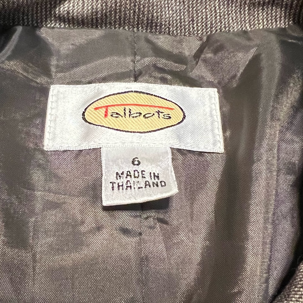 Talbots Brown Wool Jacket, Two Button Close - Size 6 - Picture 9 of 10